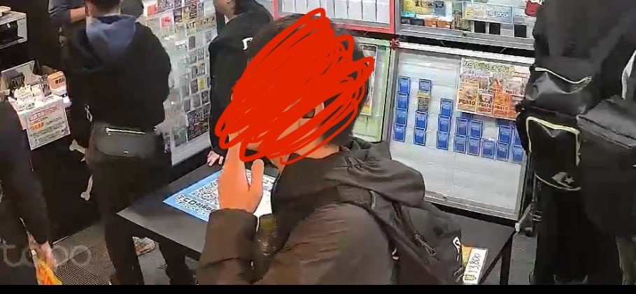 📢【緊急のお知らせ】📢
🙇‍♂️🙇‍♂️🙇‍♂️拡散希望🙇‍♂️🙇‍♂️🙇‍♂️

本日17時頃、
当店にて【万引き被害】が発生いたしました。
盗難に遭ったのは 「ブロックオリパ」1点（約7万円相当） です。

大変遺憾ではございますが、
本日23時までに必ずご返却いただけますよう強くお願い申し上げます。

当時の状況は