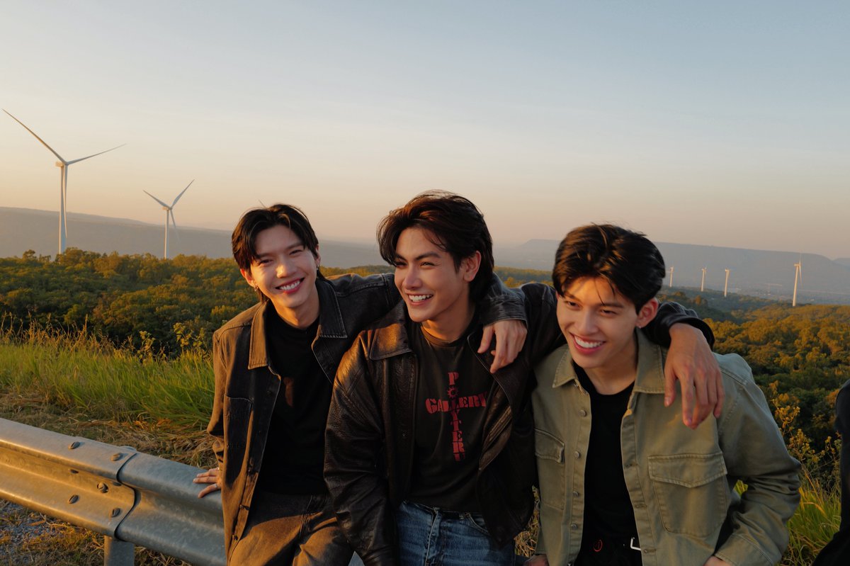 ChenRcj's tweet image. รบกวนตัดต่อต้าหน่อยครับ