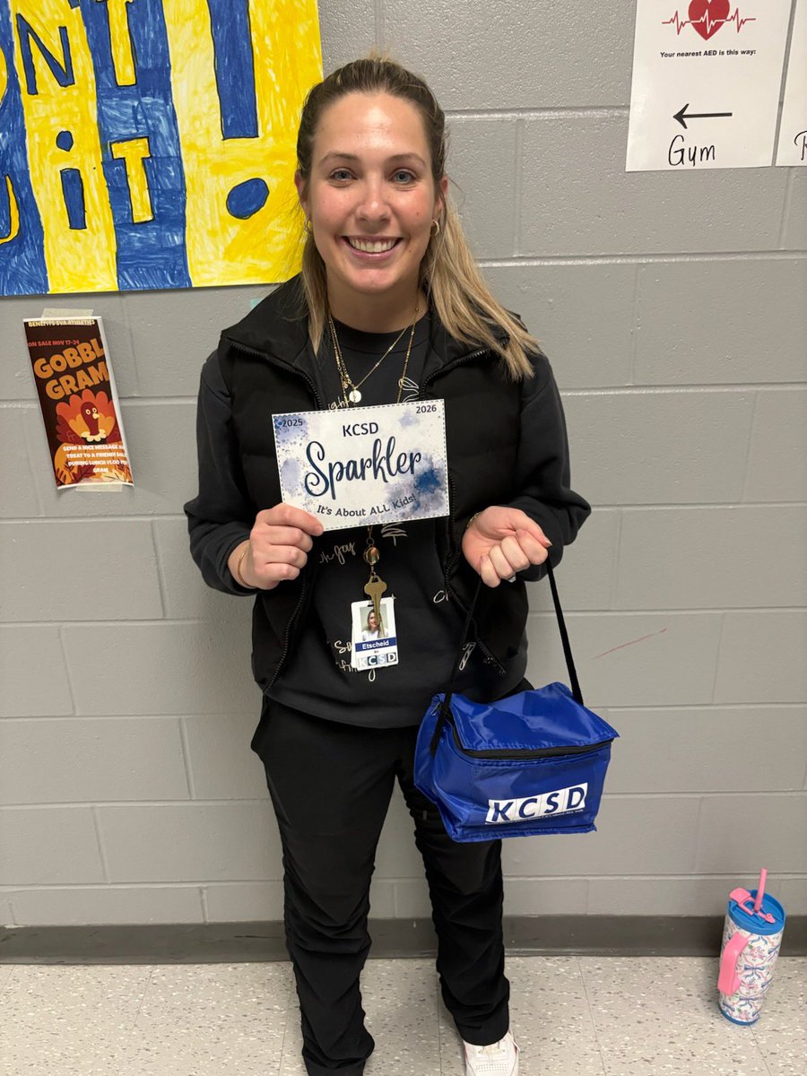 Winter Fidelity Walk Sparklers! Way to go Jessica Spenlau, Brianna Etscheid, and Chelsea Vallandingham! Way to #beroyal 💙👑