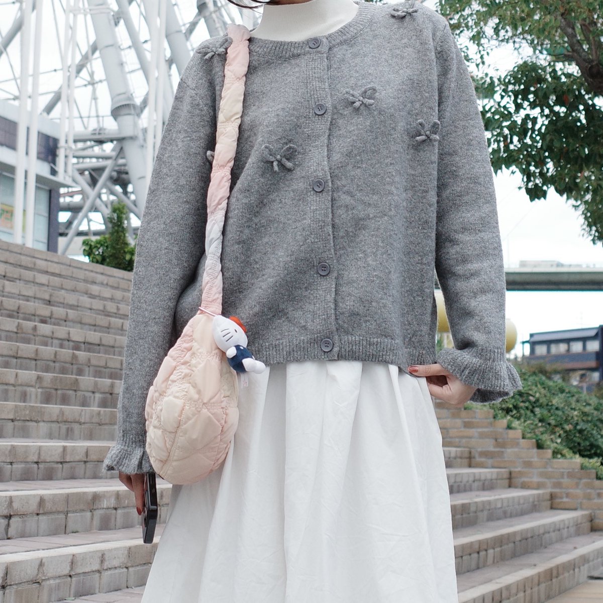 PPIMMYY's tweet image. ขอแปะคาดิแกนที่ใส่กันหนาว ได้ ของ miladi คือเริ่ดมาก เราไปตปท. อากาศเลขตัวเดียว ใส่คู่กับไหมพรม ยังไหวค่า ส่วนตัวอื่นกันได้ประมาณนึงคับ เน้นใส่หน้าหนาวประเทศไทย🥰