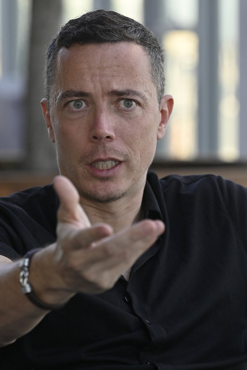 Os comparto esta entrevista en <a href="/ObservadorUY/">El Observador Uruguay</a>  Observador donde hablo de emociones y redes sociales. Espero que os resulte interesante. Gracias a <a href="/Turwicz/">Tomer Urwicz</a> por el excelente trabajo.
elobservador.com.uy/nacional/simon…