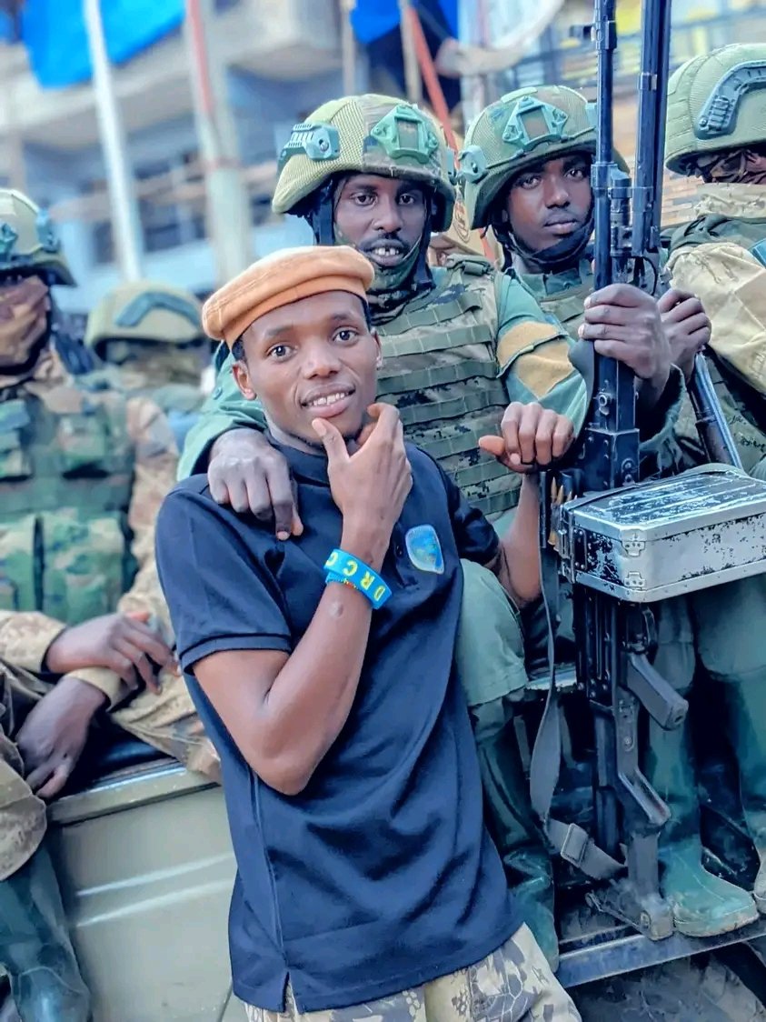 MUPENZIcleve2's tweet image. Iwacu kwivuko Tuzahaguma Ntaho
Tuzajya Niyo twapfa tuzapfira aha.
Turi iwacu #Intare🦁
Turi abakongomani 🇨🇩