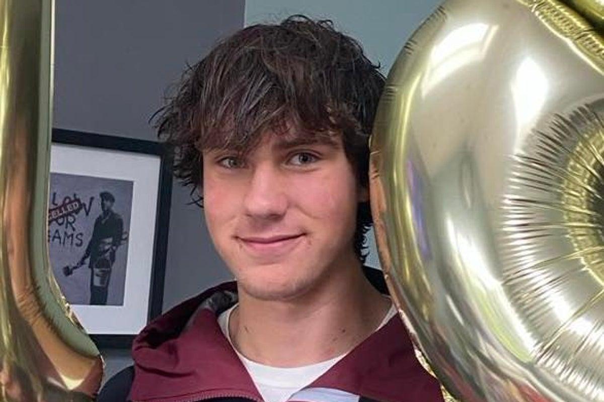 Independent's tweet image. British teenager goes missing on hike near Dracula’s Castle in Transylvania independent.co.uk/news/uk/home-n…