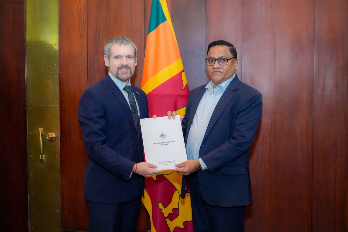 HMVijithaHerath's tweet photo. Today, I was pleased to accept a donation of AUD 1 million from H.E. Mathew John Duckworth, High Commissioner of Australia to Sri Lanka, as emergency humanitarian assistance from Australia following the recent adverse weather conditions caused by cyclone “Ditwah”. Sri Lanka considers this gesture a reflection of the longstanding strong bilateral ties between our two countries.  🇱🇰🤝🇦🇺