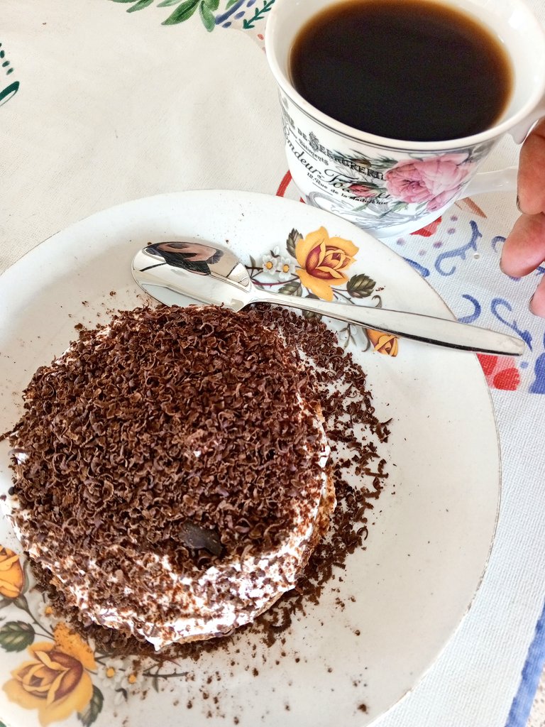 Kara buğday patlaklı tiramisu yemeyen de ne bileyim 😏🍰🍫➡️🍚 #TatlıKrizi #FitAmaMutlu