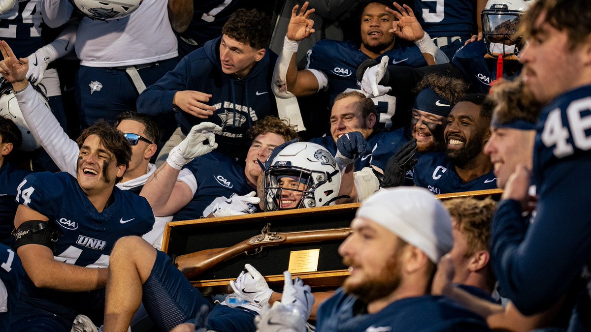 UNH_Football's tweet image. It’s #GivingTuesday!
Today’s the day to support UNH football and give back to UNH Athletics.

Your gift helps provide the resources our incredible student-athletes need to compete and succeed!

Give today ➡️ unh.short.gy/FB-Give

#BuiltEachDay