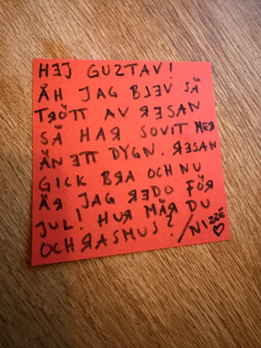 dentystalararen's tweet photo. Vad gör man inte för sina barn 🤦♀️.
7yo har tjatat om när Nissen ska komma och igår kom han äntligen fram men han hade glömt att skriva ett brev så då gjorde sonen det själv. Perfekt för mamman att bara svara på hans frågor 🤦♀️🤣.
#nisse
#julkul
#vinterpåminplanet https://t.co/8pKo4JQ1dL