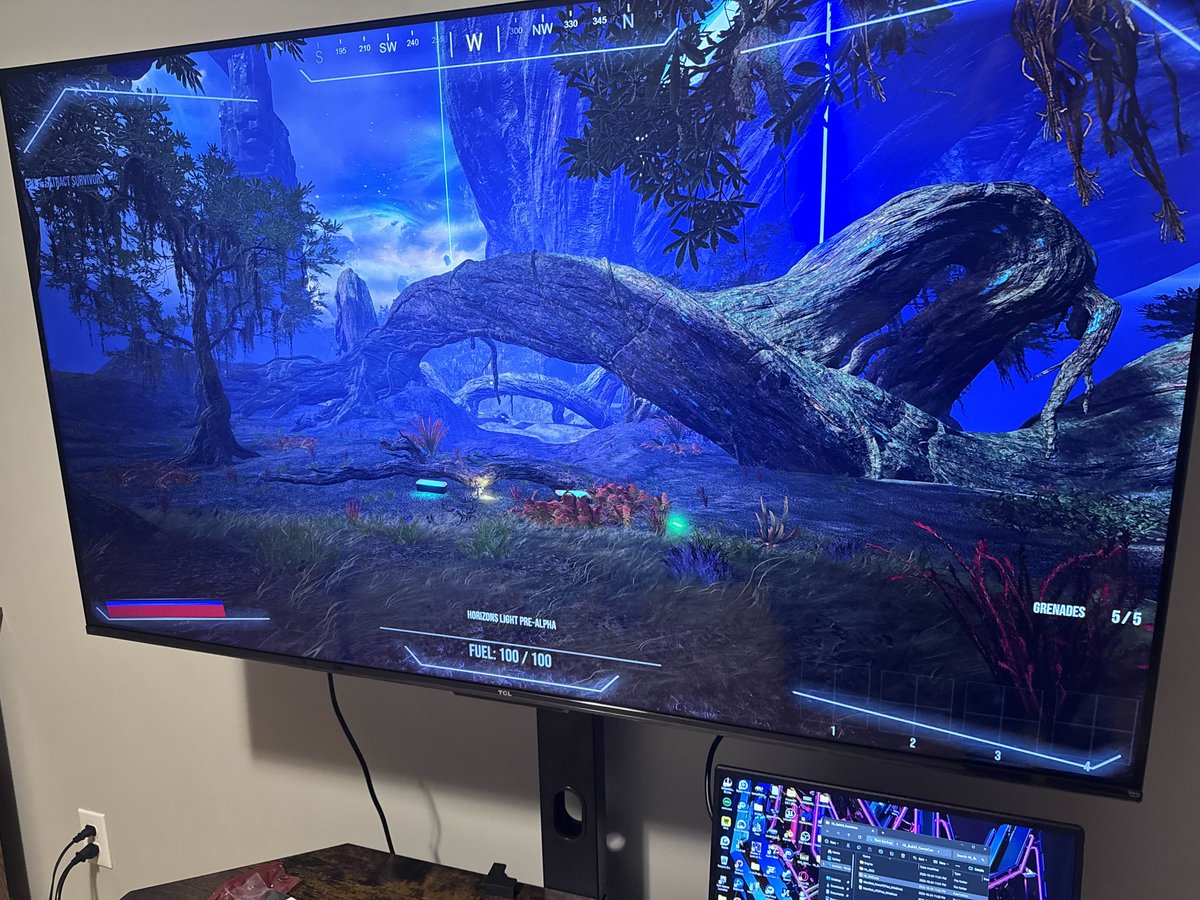 endurion_dev's tweet image. Between the sky and the abyss, it’s just you, your jetpack, and an alien world breathing down your neck.

SCI-FI SPF: Horizons Light

#indiegame #pcgame #gameart #GamingNews   #videogames  #survivalgame #Game