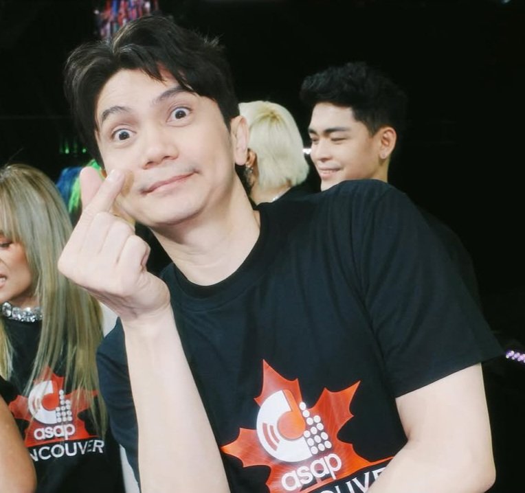 veelovedx44's tweet photo. Been waiting for this!!! Thank you Alexa ๐ซถ๐ป
251202 โ Related Updates #ASAPVancouver
#VhongNavarro #VhongX44 | Vhong Navarro https://t.co/khURyJi7H3