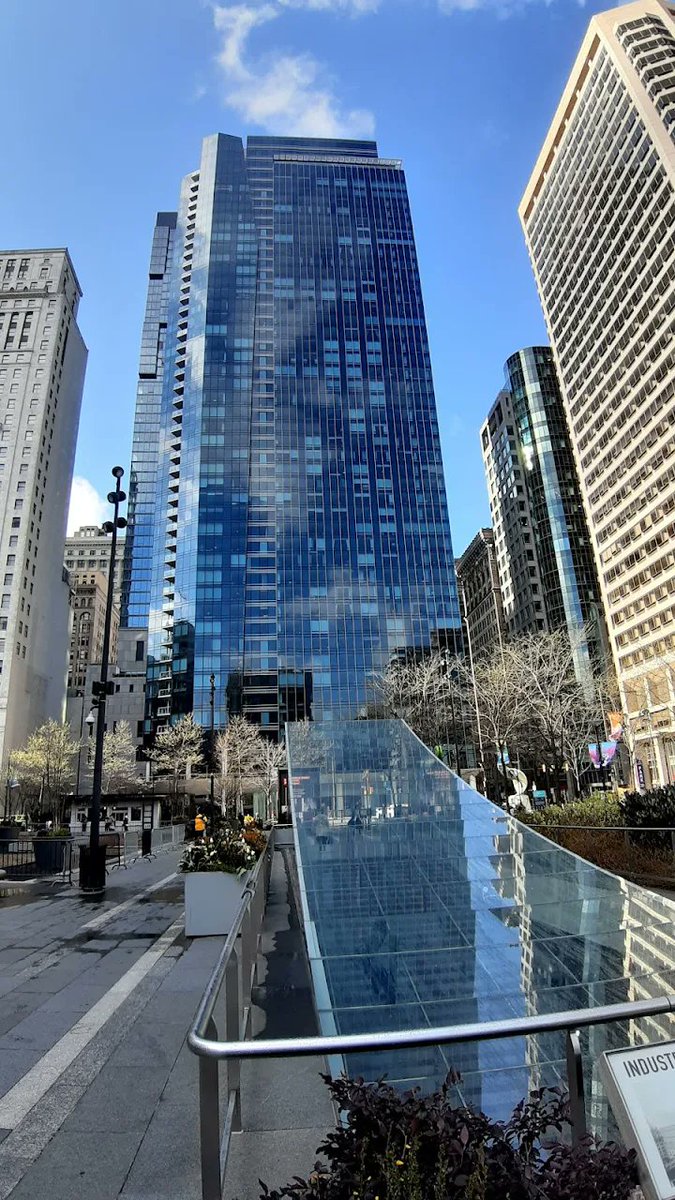 Savannah_0611's tweet image. Random shots taken in Philadelphia from my collection #AlphabetChallenge #WeekWforWindows