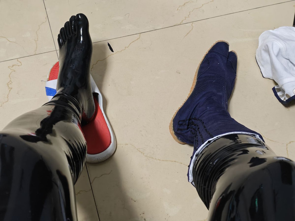 #胶衣 #足袋 没文案