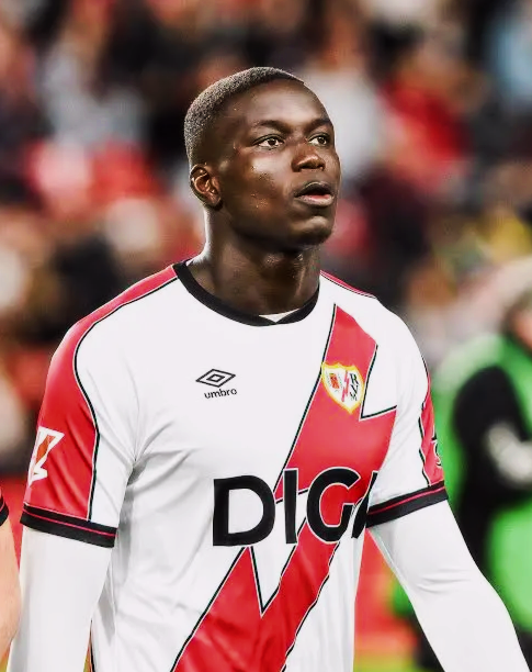 βarneratua tweet media