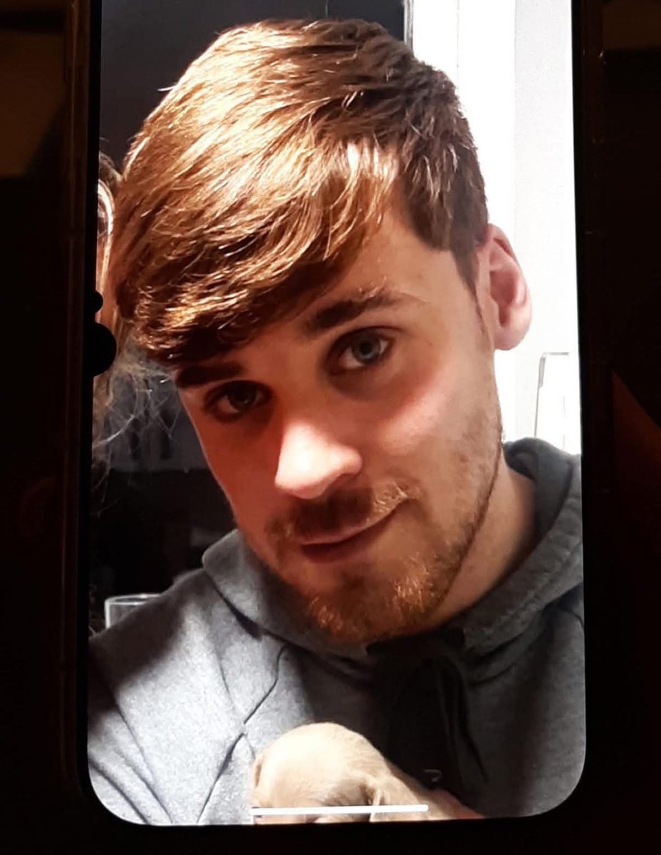 Sutton1Mr's tweet image. BEACON ALERT: MISSING PERSON

Bradley is missing from the Ruabon / Wrexham / Chester area and there are concerns for his welfare.

He is believed to be wearing black cargo trousers, Nike trainers, a Nike zip-up jacket, and a black Montirex hat. Bradley has brunette hair, blue…