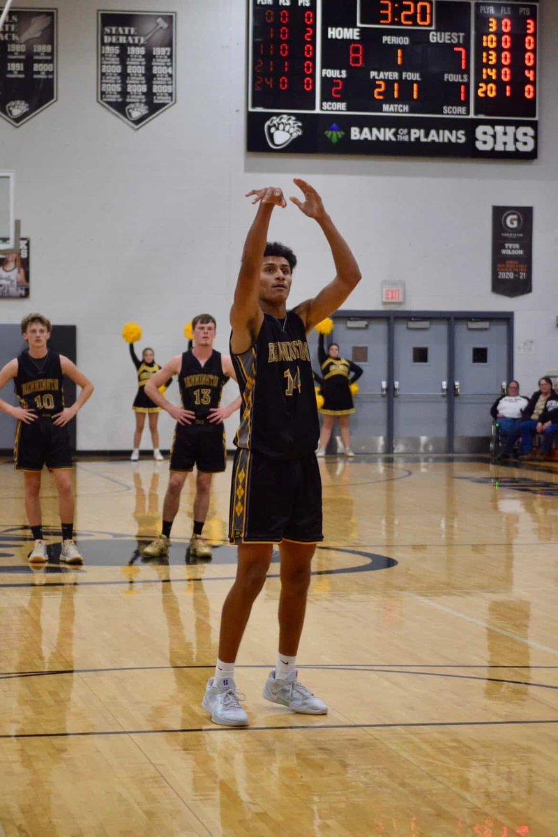 Sports in Kansas tweet media