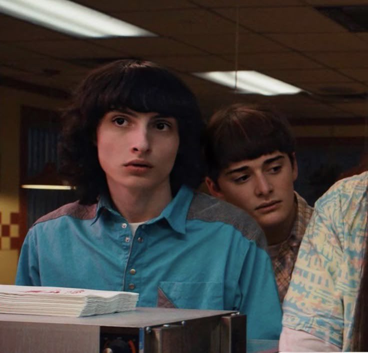 mikeluvsorcerer's tweet photo. 🧵 THREAD: Por que BYLER tem chances reais de acontecer em Stranger Things 🏳️‍🌈 https://t.co/vcAqn3gG5L