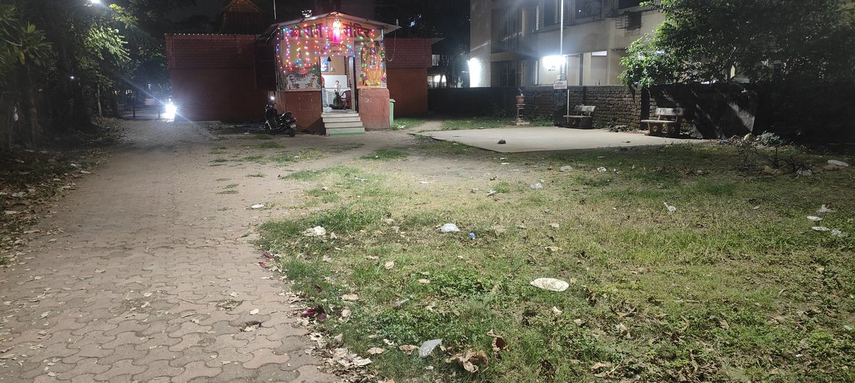 rajaram8311's tweet photo. @PanvelCorp Kharghar ram mandir ra bhaher kup kacha zala ahe 
@NMMConline @PanvelCorp 
@MAHA_UDD
@MahaDGIPR

#NaviMumbai #kharghar https://t.co/6S9OHKZyMt