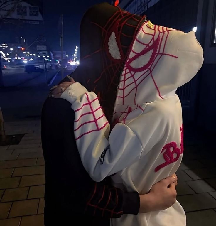 ✞︎𝖊𝖒𝖇𝖔𝖞🗽 tweet media