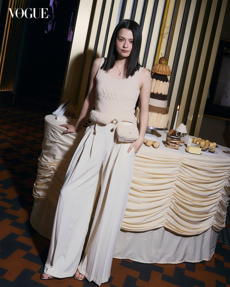 beckyfanclub05's tweet image. 📸 𝗜𝗚 : 𝗩𝗼𝗴𝘂𝗲𝘁𝗵𝗮𝗶𝗹𝗮𝗻𝗱

@AngelssBecky @beckyentofc 

REBECCA ATTENDS WACAY
#WacayHolidayScenexBecky
#beckysangels #BeckyArmstrong
#BeckyEntertainment
#WacayHolidayScene #Wacay