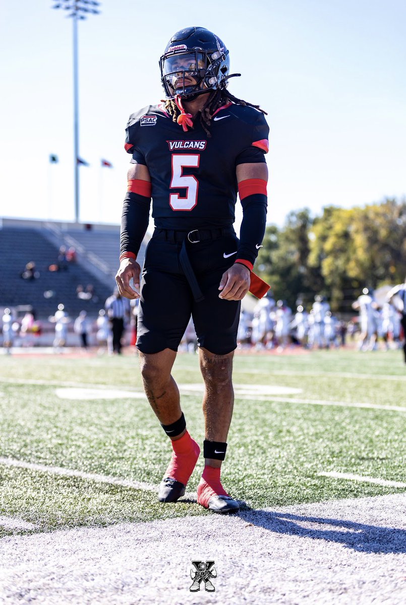 Junior Season Highlights hudl.com/v/2TJ9h9