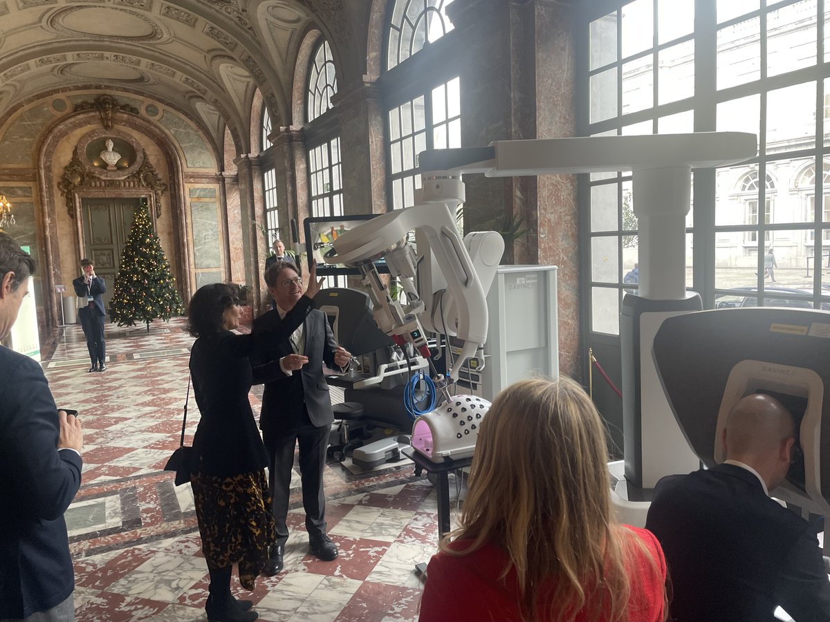 ESWInfluenza's tweet image. 🔴Live #EHS2025 💫 #ESWI is delighted to join the dialogue on #innovation #competitiveness  #preparedness 🫂 We echo words of @hadjalahbib Being prepared is not the job of institutions alone. It is our shared responsibility, from Member States &amp;amp; citizens to scientists &amp;amp; industry.