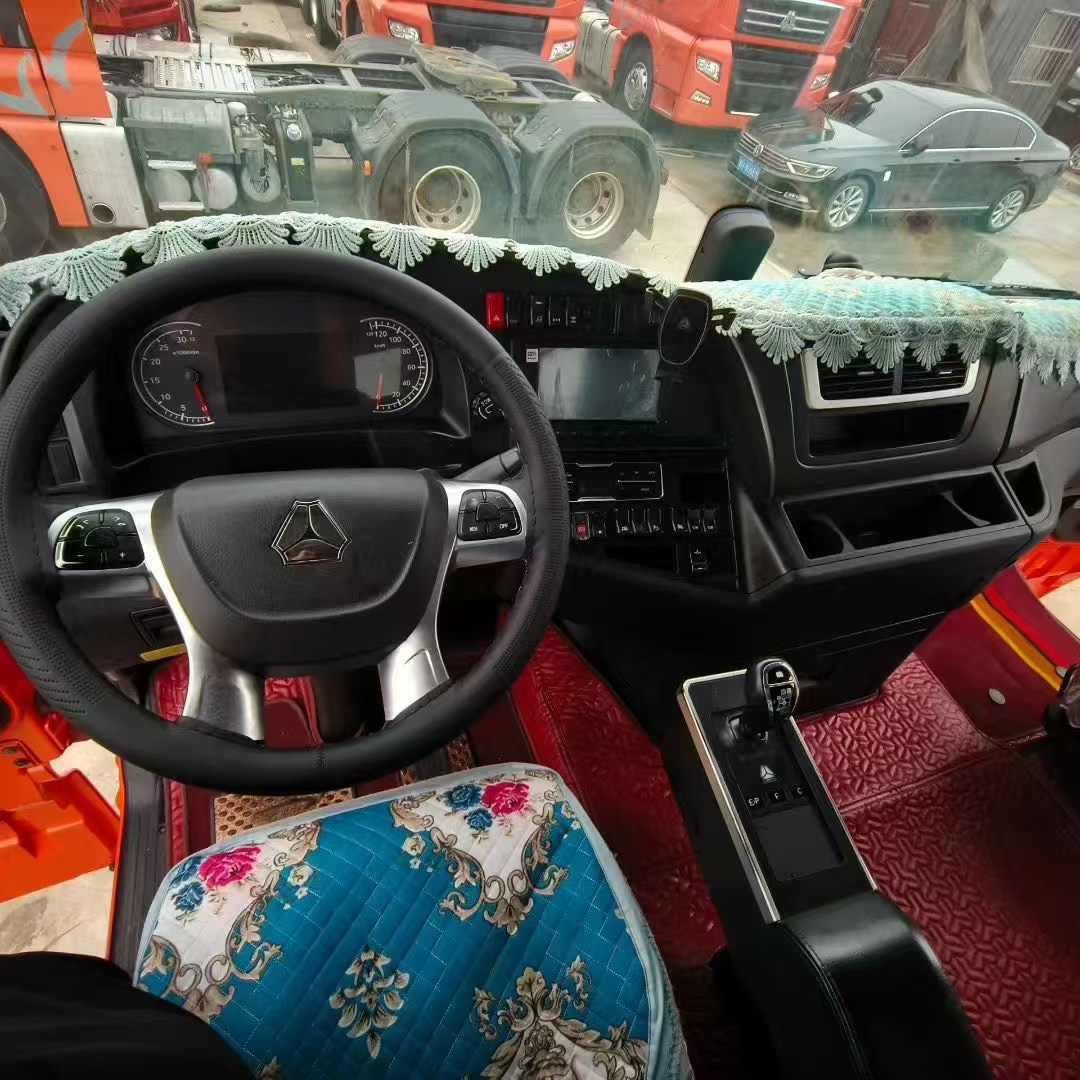 MaanAutomobile's tweet photo. Sitrak  Ultra-High Top Truck ~
October 2022 – Man Engine 570 horsepower 13-liter engine – Heavy Duty Auto-Manual 16-speed transmission – Comes with original liquid retarder – Gear ratio 3.08 – Overall tires 80% new. 
WhatsApp 133 4511 2414 https://t.co/DahunhWbDD