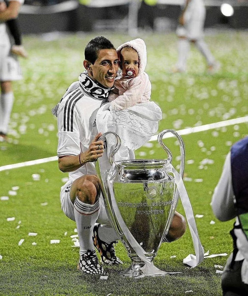 FTBLsection's tweet photo. 🗣️ Angel Di Maria: "I think nowadays people look on Instagram or YouTube and they see the results, but they don't see the cost or the journey. They see me holding my daughter and smiling with the Champions League trophy and assume everything is perfect. What they don't know is that just a year before that photo, she was born prematurely and spent two months in the hospital, hooked up to tubes and wires.

Perhaps they'll see a picture of me crying with the trophy and think my tears are solely about football. But actually, I'm crying because my daughter is in my arms to experience this moment with me.

My daughter taught me that anything is possible, that what seems difficult can become easy, and that sometimes effort truly pays off. She taught me to endure suffering and pain and to be stronger. All of those lessons she conveyed helped me have a spectacular year. I owe it to her and my wife, who are always by my side.

Although her life was at stake, she fought to survive, to escape any lasting issues, and to be strong.
We wanted to tell our story to give courage to the many parents who have to go through what we've been through. Sometimes you may feel like you're not going to survive this kind of situation, but if you keep the faith, you might be born on the 22nd, which is the number I wear on my shirt."