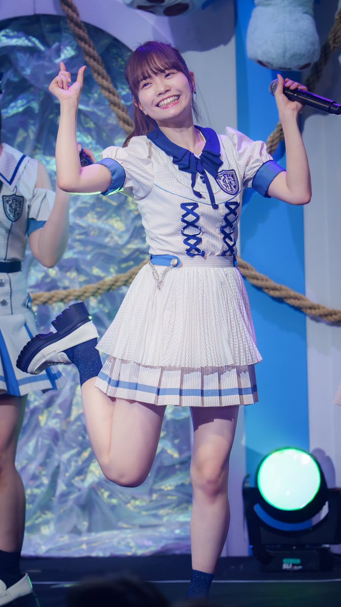 HKT48渕上舞まとめ買い 渕上 舞 | Sun Music Group Official Web Site