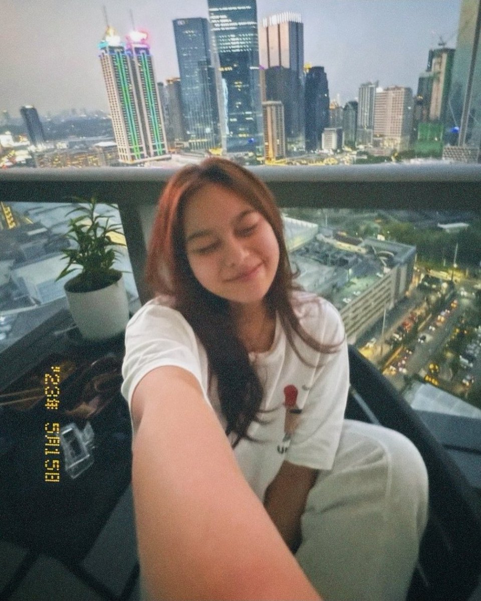 fenjn's tweet image. i know you’ll learn from this, le. let this shape you, not break you. you&apos;re still growing and learning.

always rooting for you, lelang @lellaford_!

WE GOTTUE LELLA | #LellaFord 
#PBBCollab20Selda