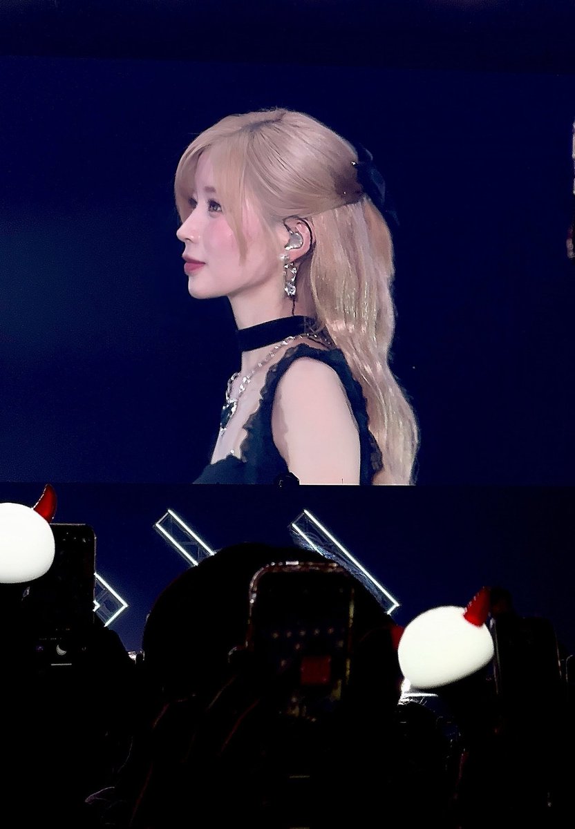 welovesoo_'s tweet image. 251202 ASA in Tokyo today

Follow the BAEᱬONSTIEZ NATION channel on WhatsApp: whatsapp.com/channel/0029Vb…

#ASA #ENAMIASA #BABYMONSTER #LOVEMONSTERSinTokyo_D1