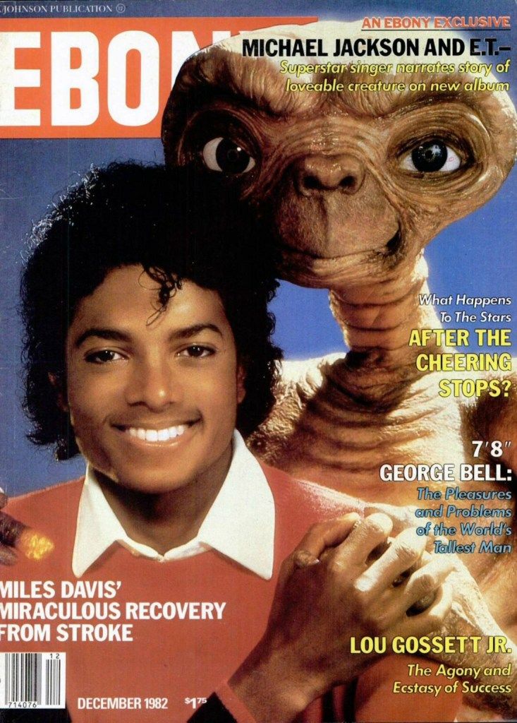☆December 2,1982-Michael Jackson is on the cover of Ebony, with E.T.