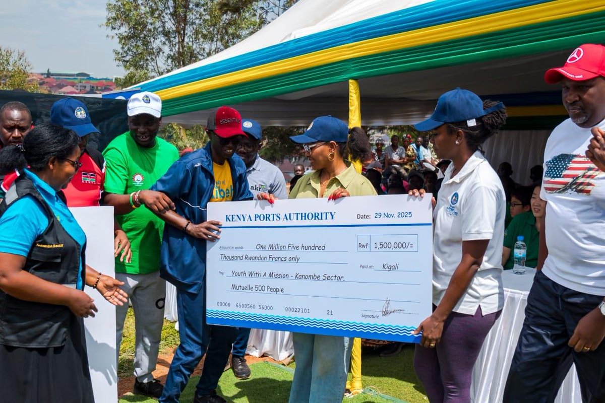 Kenya_Ports's tweet photo. Kenya Ports Authority joined the Association of Kenyans Living in Rwanda and the Kenya High Commission in Rwanda over the weekend, in the tradition of the Umuganda held in Kigali.

The colourful ceremony which was graced by The Kenya High Commissioner in Rwanda, H.E. Amb. Janet Oben included the planting of trees for environmental conservation.

As part of the goodwill and to be able to give back to the community, KPA which operates a liaison office in Kigali further sponsored health insurance (Mutuelle de Santé) for 500 underprivileged persons in Kanombe Sector, Kicukiro District.

The Authority’s sponsorship also included a contribution to a revolving fund for the ‘Youth with a Mission Association’ that supports and mentors teen mothers.

This is part of KPA’s commitment to community empowerment through its corporate social investment initiative Tunahusika.

Umuganda, or community work, is a mandatory nationwide community service held once a month and reflects the Rwandan tradition of service to the community.