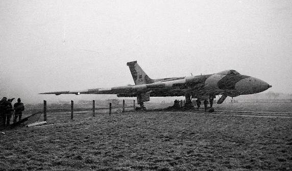 NewarkAirMus's tweet image. Thank you for your kind words &amp;amp; we'll do our best - you make some of us feel really old; here are some photos from the delivery day for #XM594 on 07.02.83 - today's tweeter was there &amp;amp; took the photos!! 😱 
Credit #DTEParchive