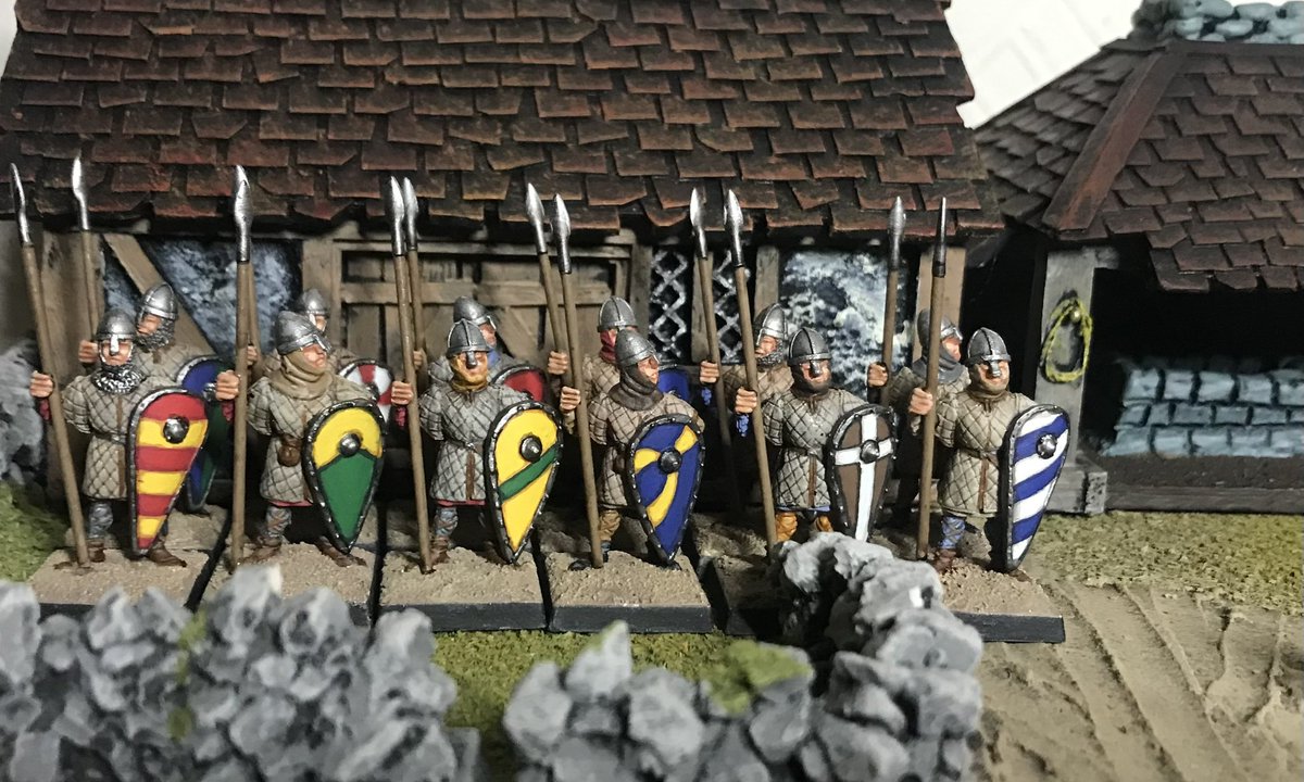 Finally got my painting mojo back.

Alternative Armies Normans as generic fantasy spearmen.