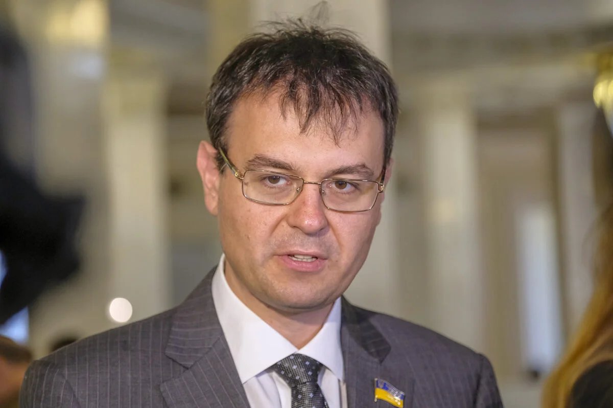 Гетманцев пояснив низькі зарплати українців низькою продуктивністю їхньої праці inforesist.org/ua/getmanczev-…