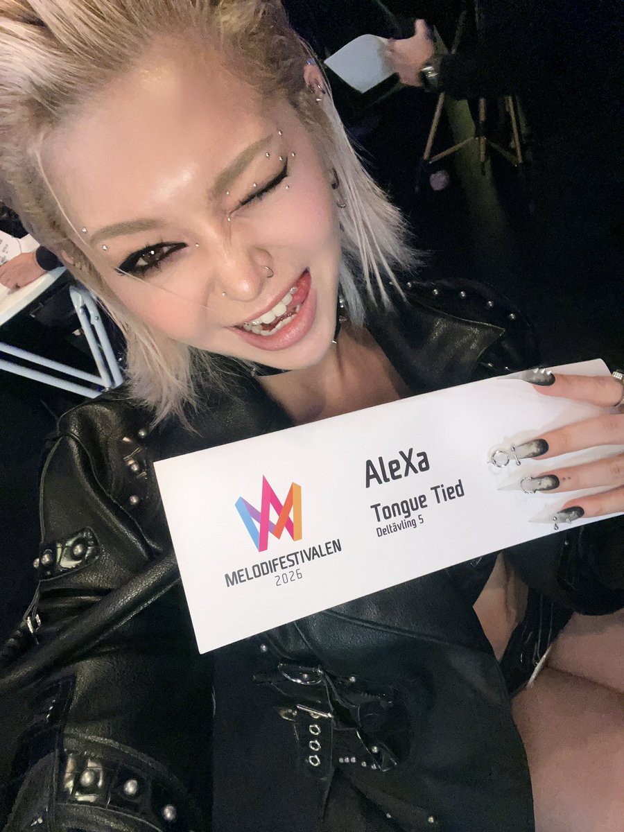 seriinade's tweet image. EVERYBODY GET MORE SWEDISH!!!!
#MELFEST 💙💜🩷🧡💛 🇸🇪