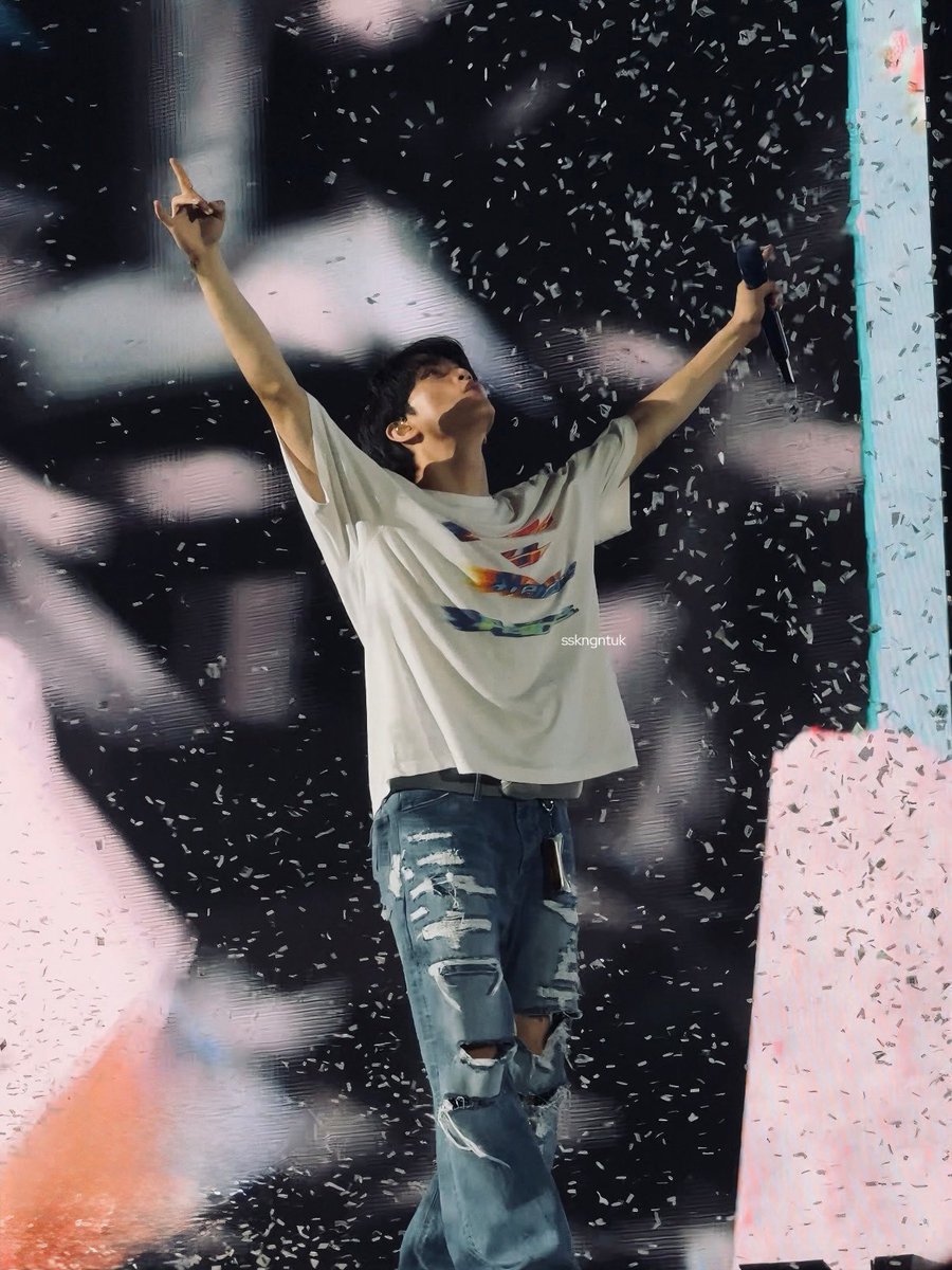 YOU’VE WORKED HARD MARK LEE
 #MARKedWithLove
 #마크야고마워사랑만받아