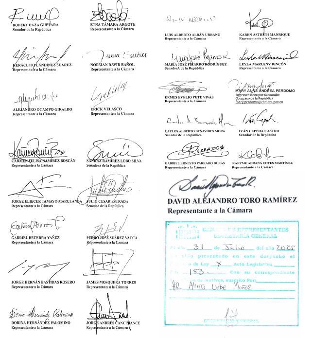 PalomaValenciaL's tweet image. ATENCIÓN. El Pacto Histórico, liderado por Iván Cepeda, radicó un proyecto de ley que acabaría con las empresas y la inversión extranjera en Colombia.

Quieren que el Estado tenga la posibilidad de cancelar contratos de concesión minera, licencias ambientales y contratos de…