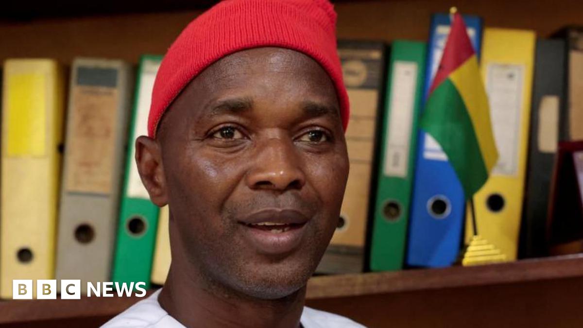 BBCAfrica's tweet photo. Nigeria has given protection to Guinea-Bissau presidential candidate Fernando Dias after the coup halted election results and both leading contenders claimed victory. Ecowas is urging the junta to step aside as tensions deepen.
https://t.co/Wtny9gb2my https://t.co/0sZYjCIfdN