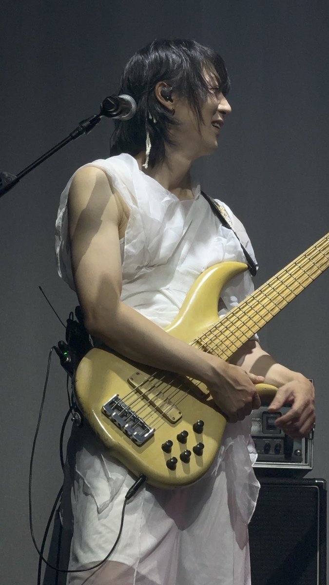 ade_lovers2's tweet image. 오, 나의 남신...