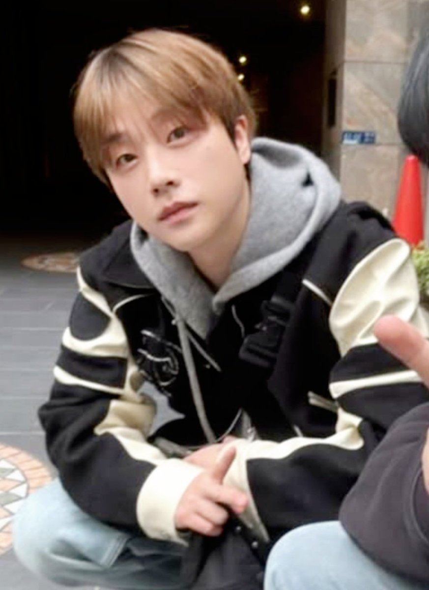 너무 애기 같은데 🤭