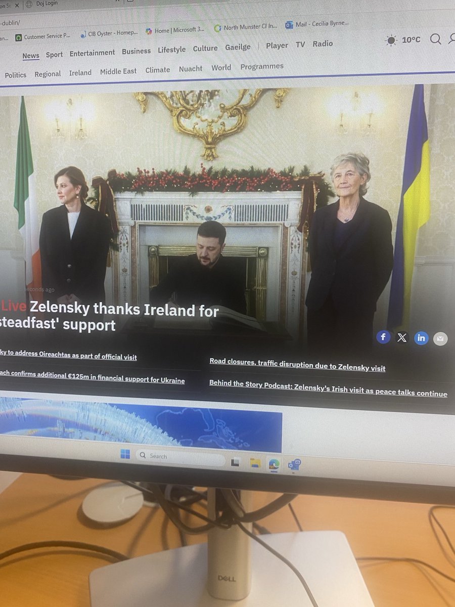 When you’ve just gleefully elected an old Trot as Head of State and she has to entertain the leader of the country at war with mother Russia🤣🤣🤣 absolutely love this!