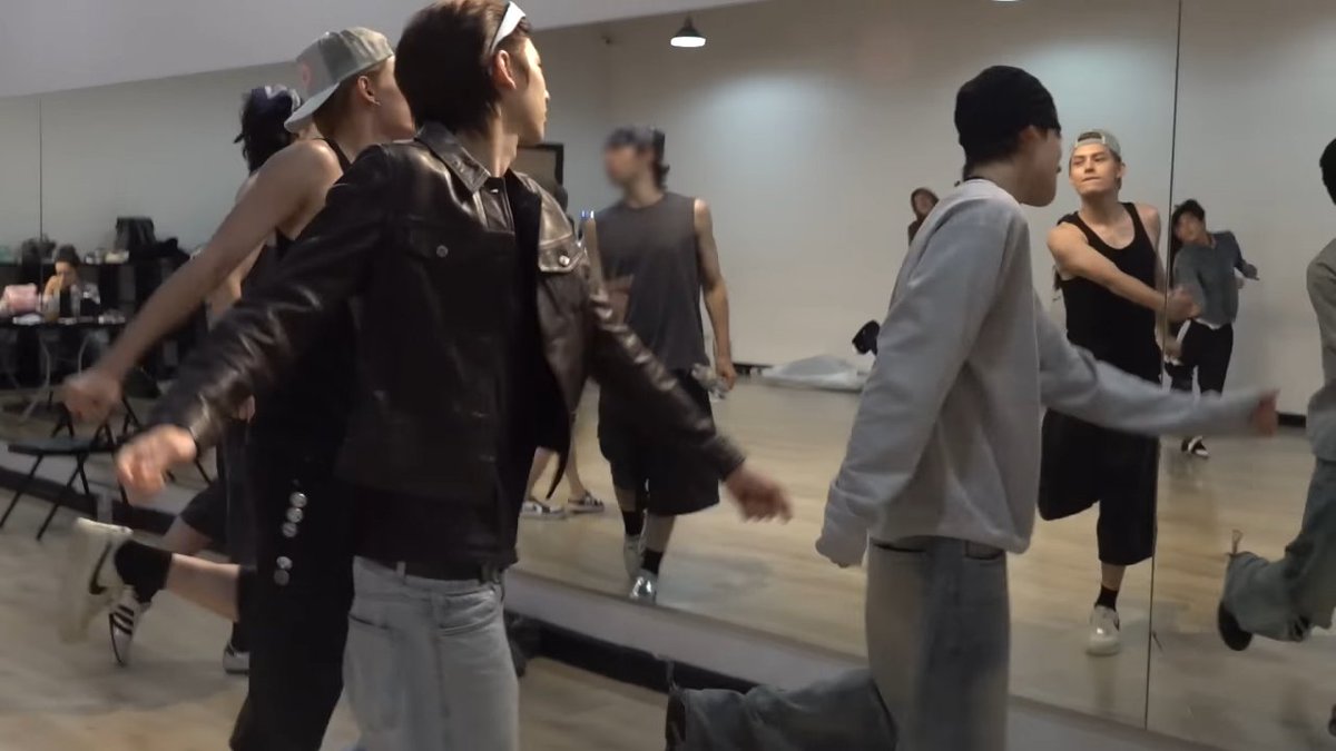 keoonny's tweet image. GEMES BGTT HELPP💧💧💧😭😭😭😭😭😭🥹🥹🥹🥹💧💧💧💧💧