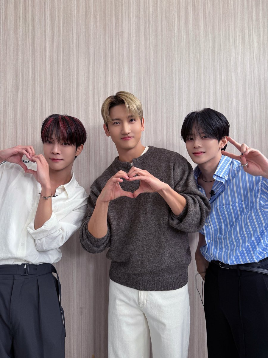 the_verivery's tweet image. [📸]
2025.12.02
#덕밥집
 
#최강창민 사장님의 덕분에
완벽하게 만들 수 있었던 
&apos;강동ONE&apos; 도시락🍱
 
#베리베리 #VERIVERY #VRVR
#동헌 #DONGHEON 
#강민 #KANGMIN