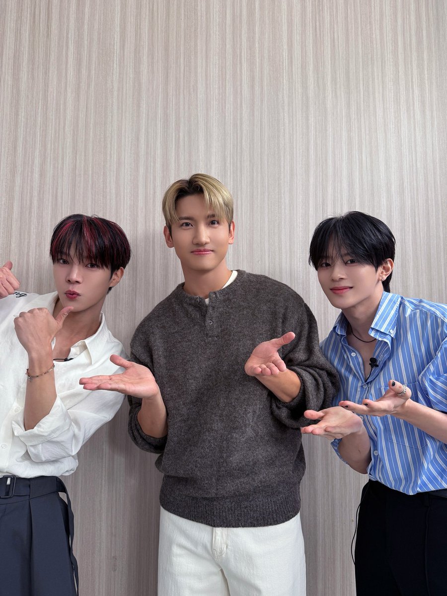 the_verivery's tweet image. [📸]
2025.12.02
#덕밥집
 
#최강창민 사장님의 덕분에
완벽하게 만들 수 있었던 
&apos;강동ONE&apos; 도시락🍱
 
#베리베리 #VERIVERY #VRVR
#동헌 #DONGHEON 
#강민 #KANGMIN