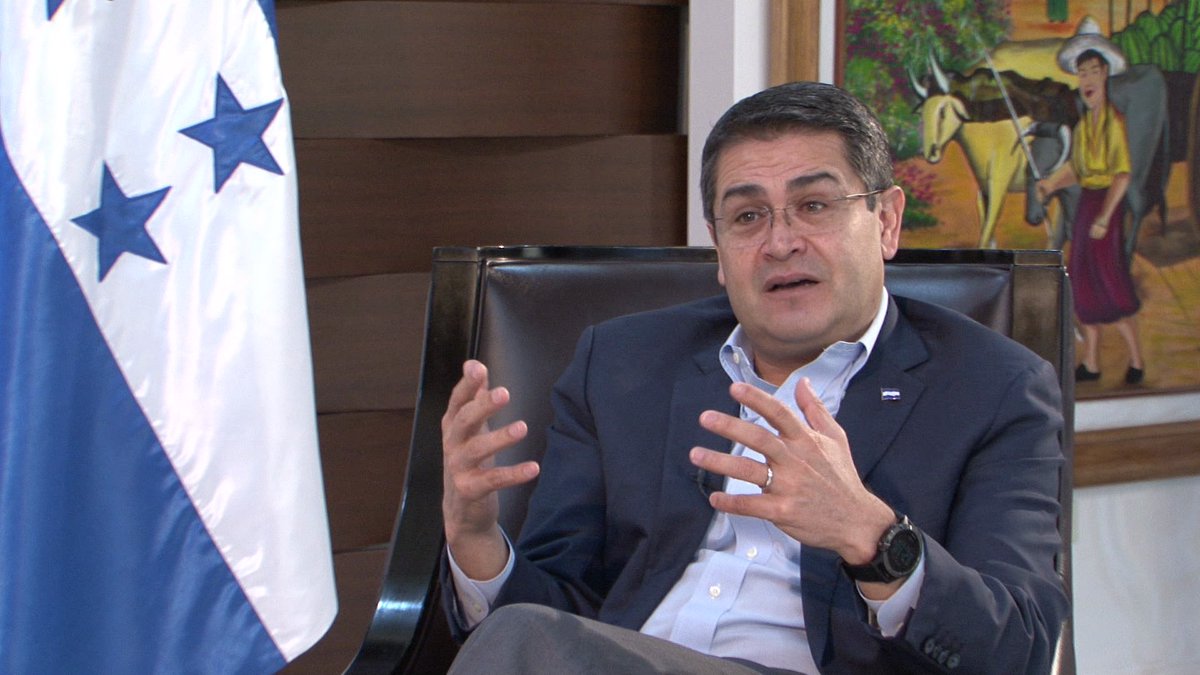 dadams7308's tweet image. Former Honduran President Juan Orlando Hernandez was released from Hazelton high security prison this morning after receiving a full and unconditional pardon from President Trump, according to his lawyer Renato Stabile.