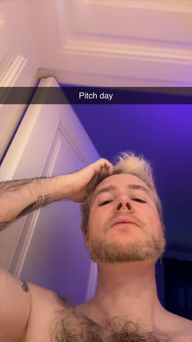 FlotationVie tweet media