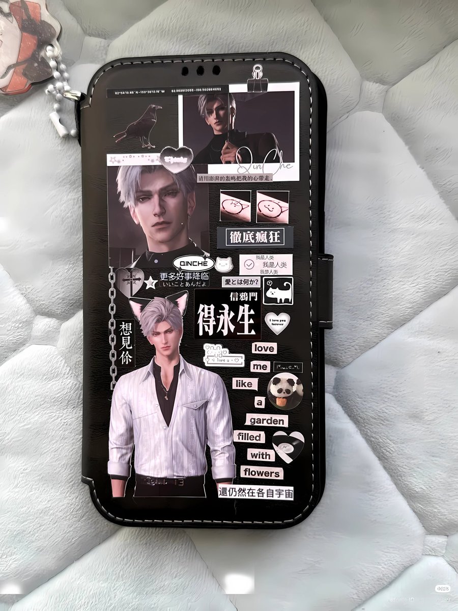 verstif's tweet photo. flip case + stickers = no more looking like mom or dad vibes now 🖇 https://t.co/ZvDsxWgAE4