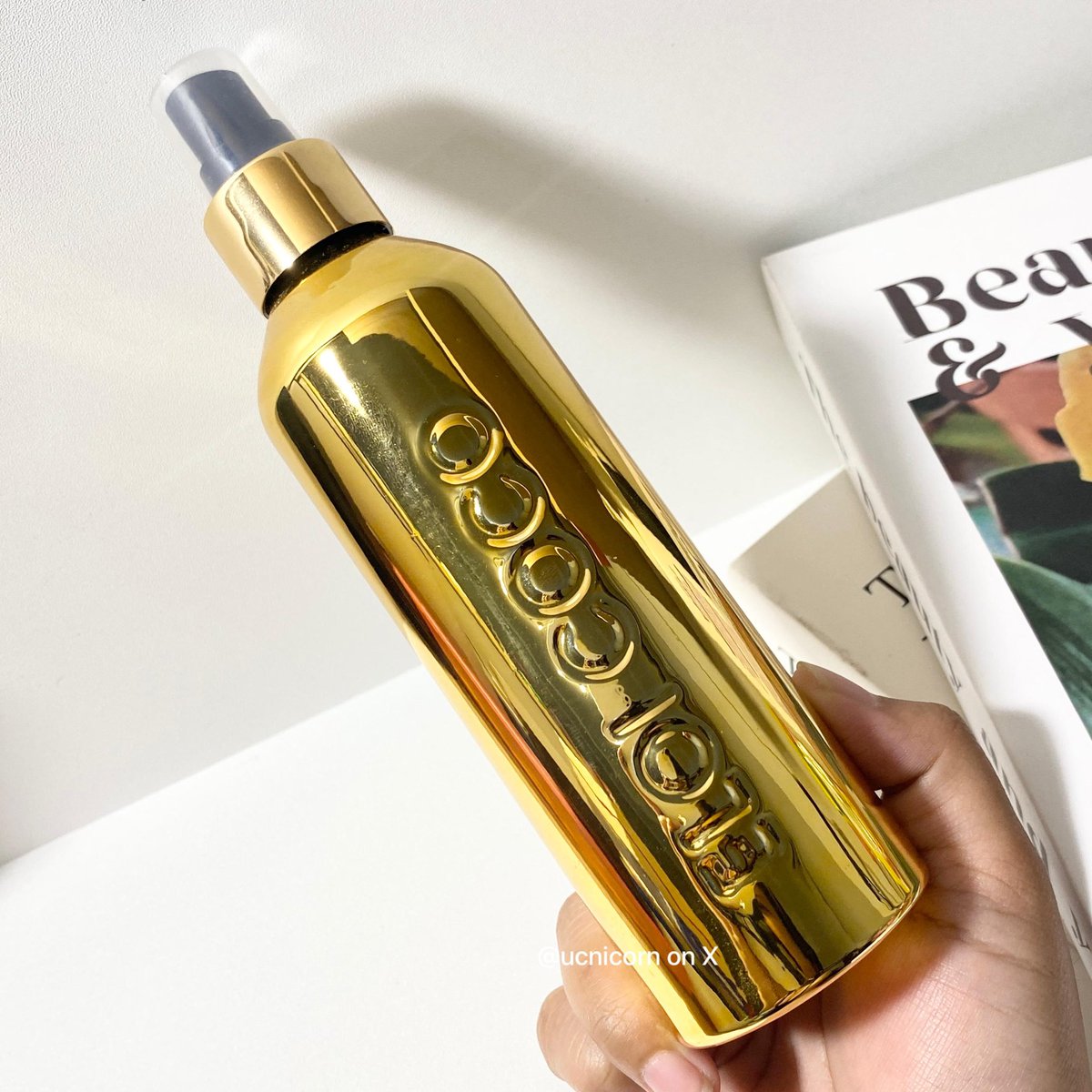 tiap buka tiktok, body mist Eloi Coco pasti lewat di fyp akuuu😭🫵🏻

ternyata trend-nya emang lagi hype banget, tapi aku malah salfok sama video buna karena body mist kami samaan!😍
👇🏻
vt.tiktok.com/ZSfpoUxUa/