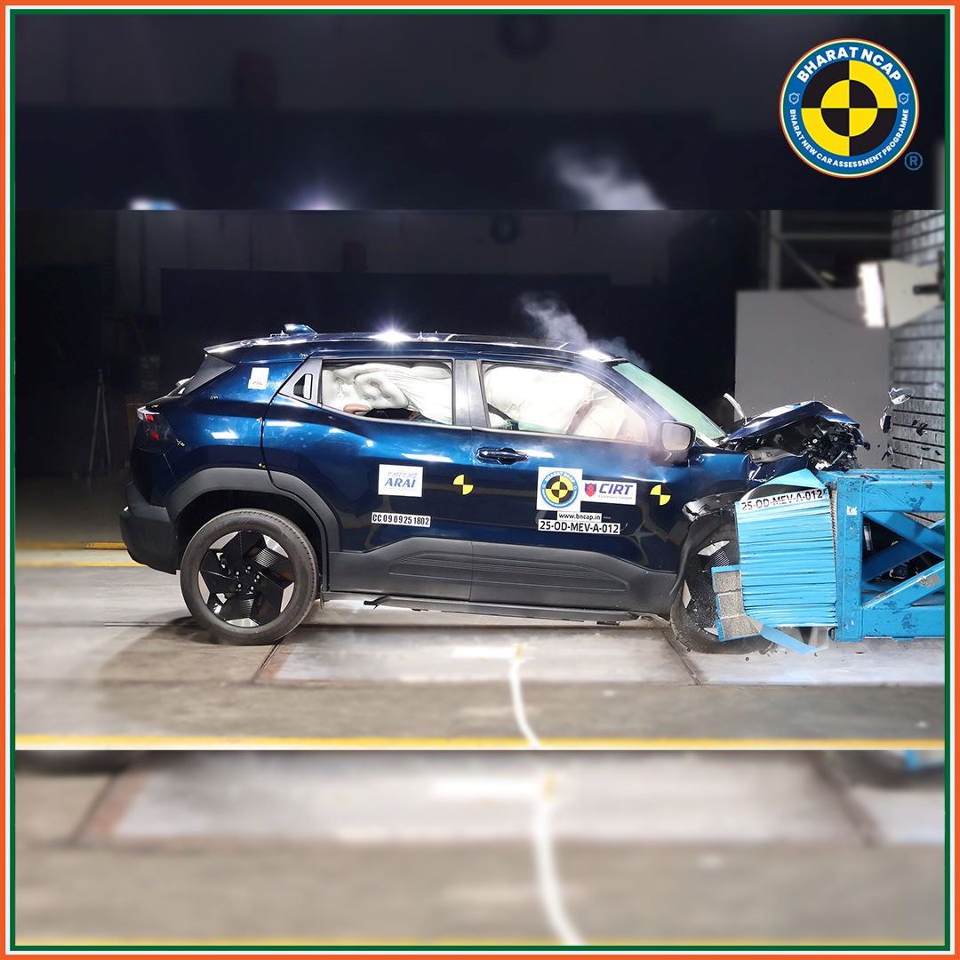 bncapofficial's tweet photo. Safety Ratings of Maruti Suzuki e Vitara

The e Vitara has scored 5-Stars in Adult Occupant Protection (AOP) and 5-Stars in Child Occupant Protection (COP) in the Bharat NCAP crash tests.

#bharatncap #safetyfirst #safetybeyondregulations #morestarssafercars #drivesafe #bncap https://t.co/J80KAjRec7