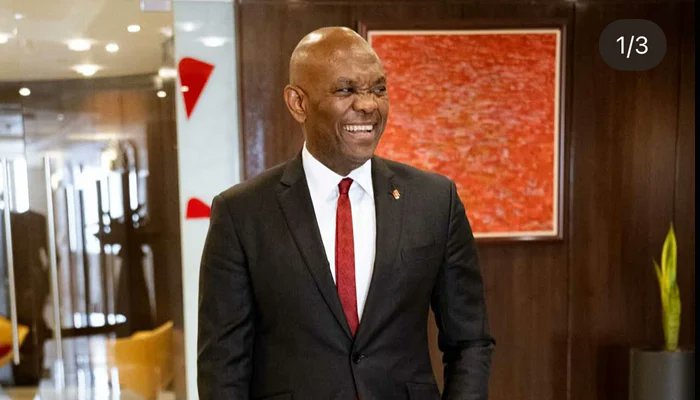 NigeriaStories's tweet image. JUST IN: Tony Elumelu cancels annual All-White Party to honour six workers killed in Lagos fire